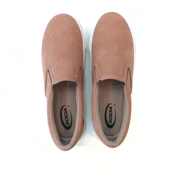 🌿 SLIP-ON SNEAKER🌿 - Picture 2 of 6